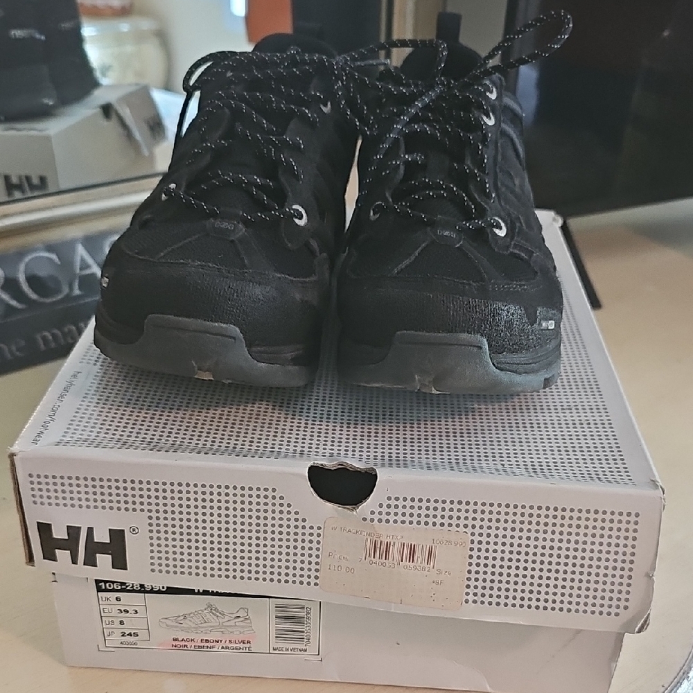 Helly Hansen Black Hiking Shoes Size 8